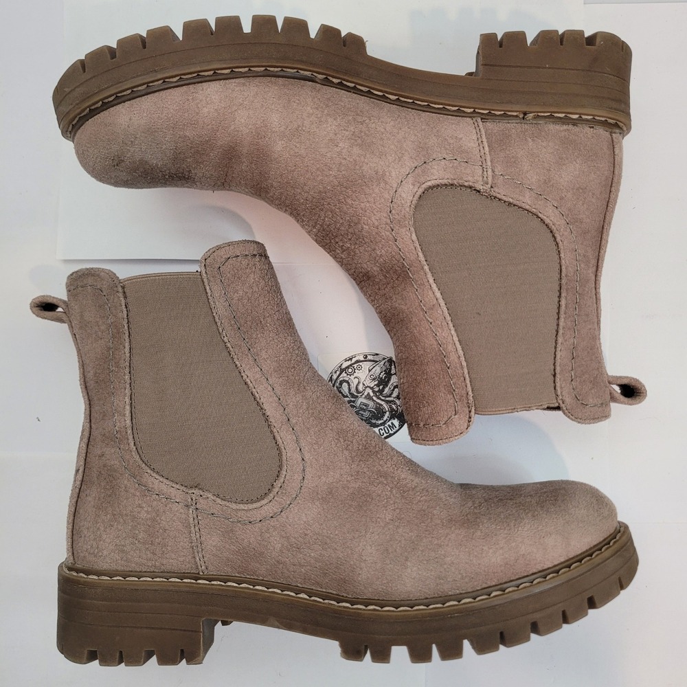 Cliffs by White Mountain Mastery Boot Women 7.5M Taupe Suede Textile Lug Sole - Picture 2 of 9